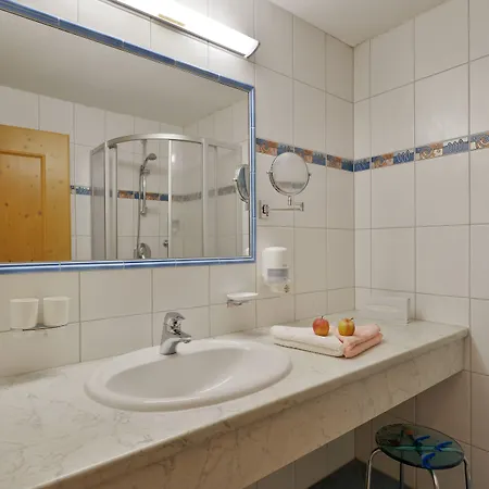 Ländenhof Superior Hotel 3*