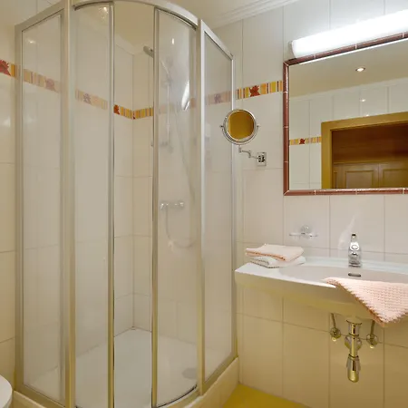 Hotel Laendenhof Superior 3*